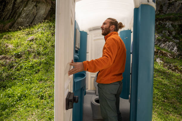 Best Porta potty delivery and setup  in Woodsboro, MD